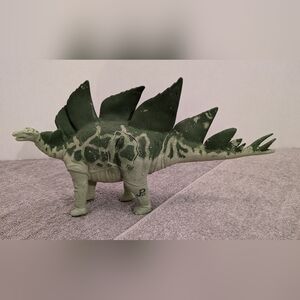 Vintage 1993 Jurassic Park JP.07 Stegosaurus with wound
